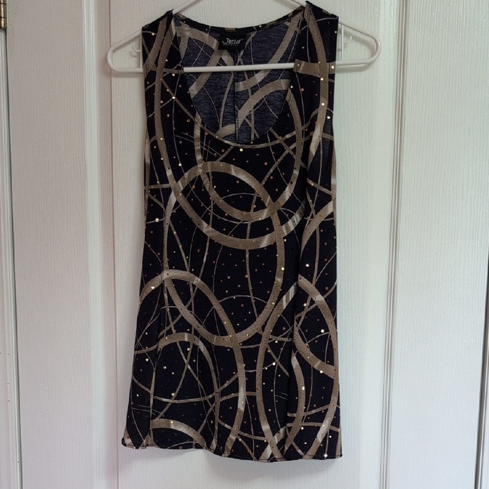 Sleeveless Blouse